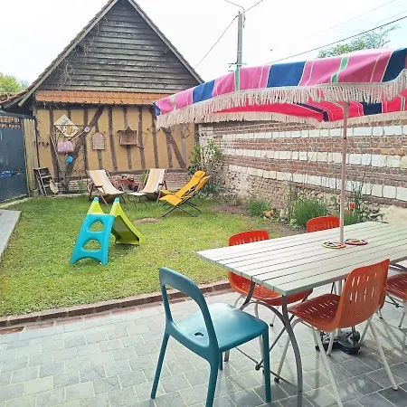 Holiday home Couleurs Et Fantaisies *